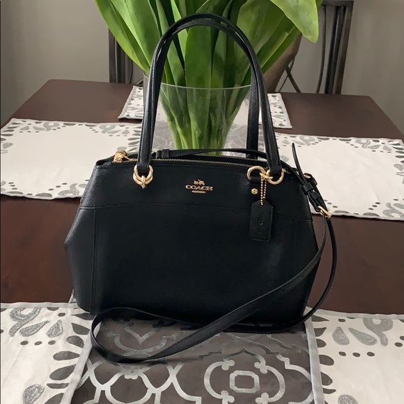 Coach Handbags - Beautiful NWT Coach Saffiano Leather Handbag